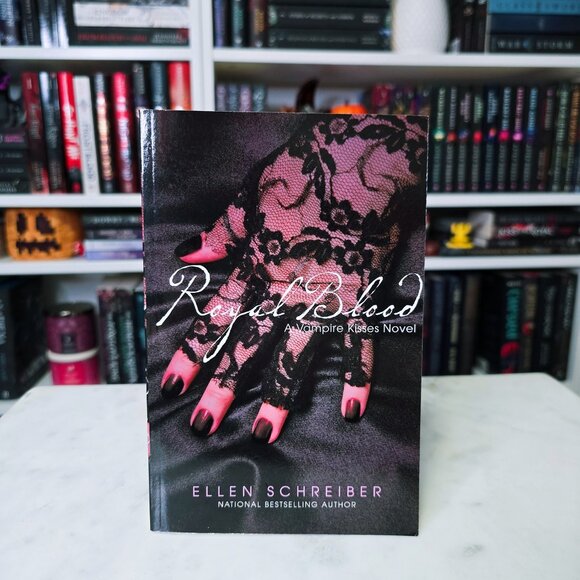 The entire VAMPIRE KISSES Series - Ellen Schreiber (PAPERBACK) - Picture 6 of 9